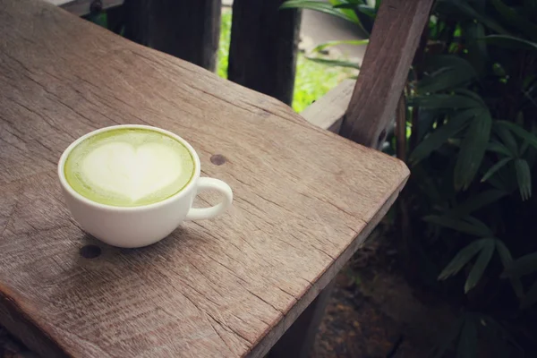 Chá verde e leite — Fotografia de Stock