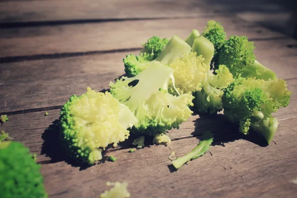 Broccoli met schaduw — Stockfoto