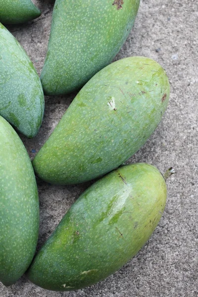Grön mango — Stockfoto