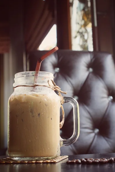 Eiskaffee im Café — Stockfoto