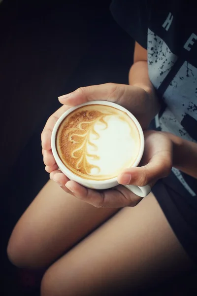 Drinking coffee — Stock Photo, Image