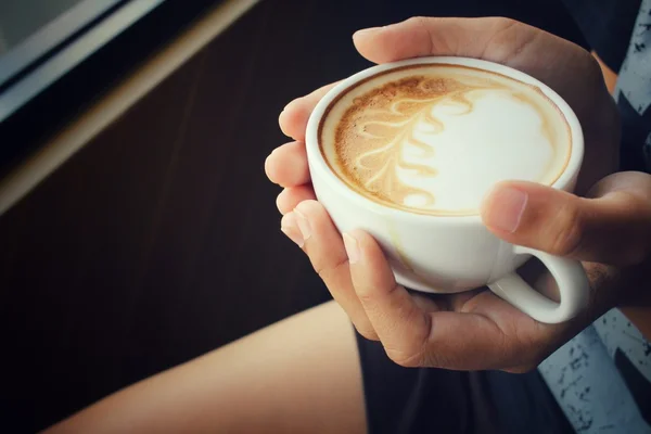 Drinking coffee — Stock Photo, Image