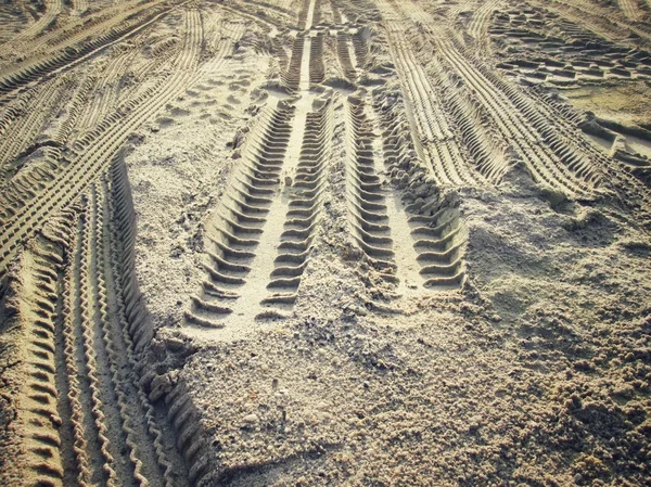 Wielsporen op de grond. — Stockfoto