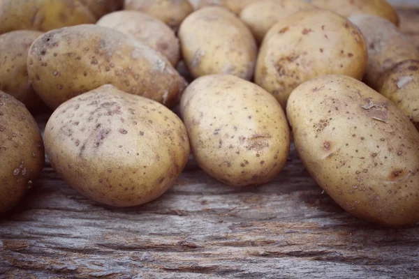 Fresh potatoes — Stock Photo, Image