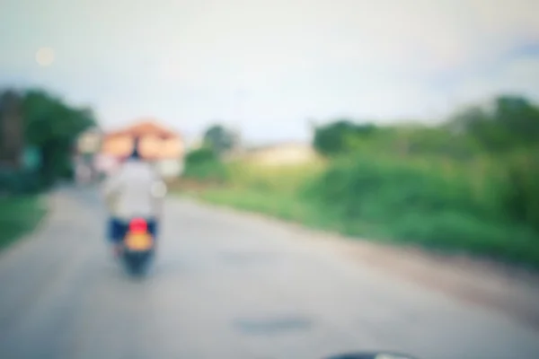 Embaçado de carro na cidade — Fotografia de Stock