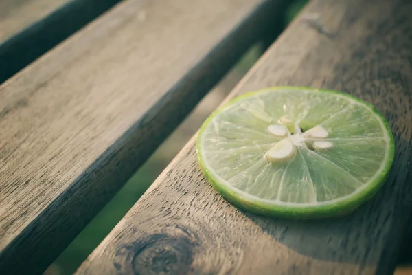 Slice of lemon — Stock Photo, Image