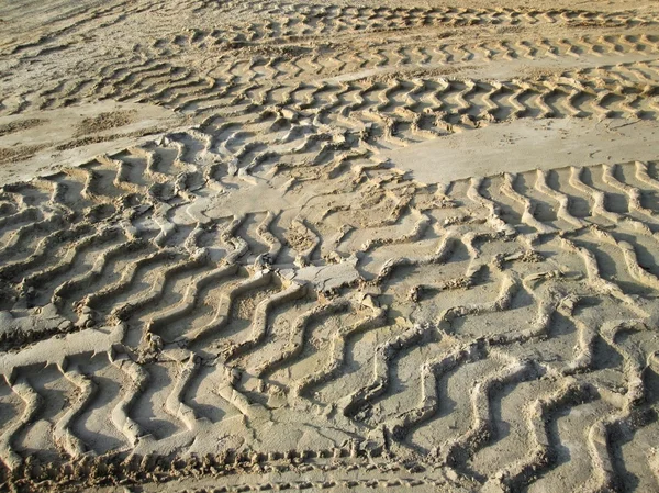 Wheel tracks on the soil. — Stock Photo, Image