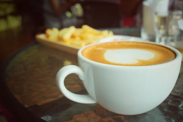 Café Latte art aux frites — Photo