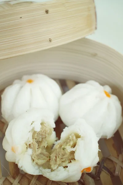 Chinese bun - dim sum — Stock Photo, Image