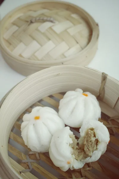 Chinese bun - dim sum — Stock Photo, Image