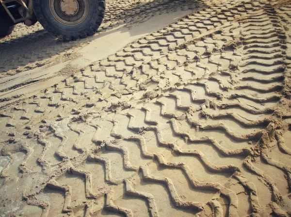 Wielsporen op de grond. — Stockfoto