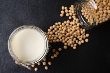 Fasulyeli soya sütü