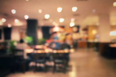 Restoran gece bulanık