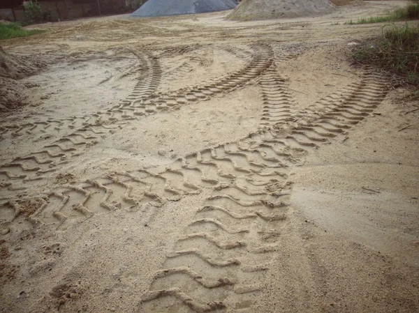 Wielsporen op de grond. — Stockfoto