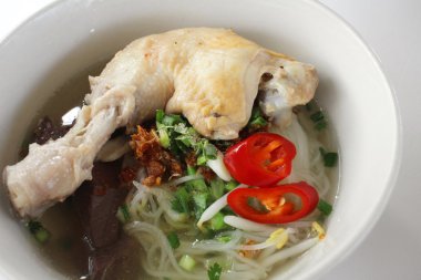 Vietnamca pho şehriye