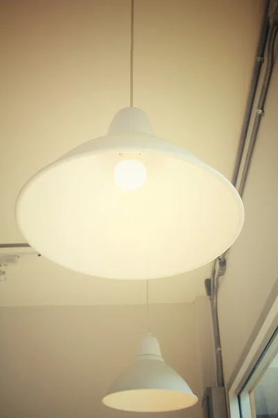 Asılı lamba — Stok fotoğraf