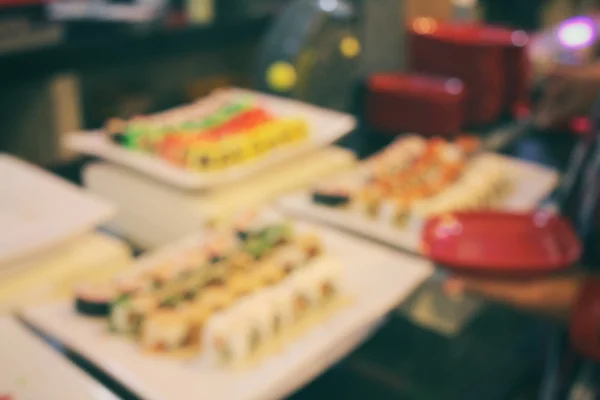 Niewyraźne Sushi w restauracji — Zdjęcie stockowe