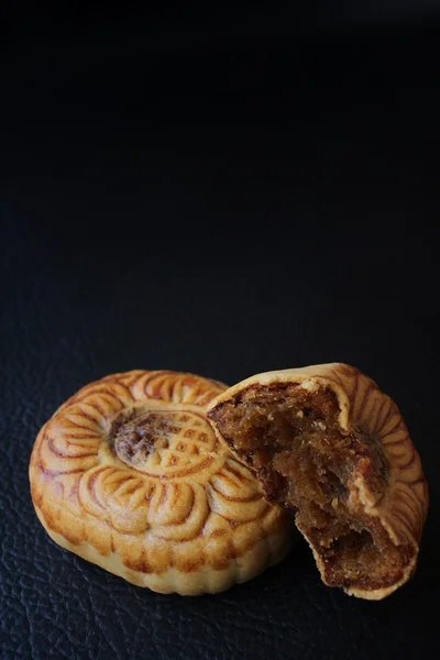 Festival moon cake - Chinese cake — Stock Photo, Image