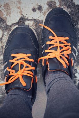 Kadın spor ayakkabı ile