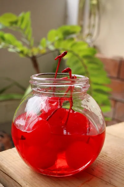 Cerezas en almíbar — Foto de Stock