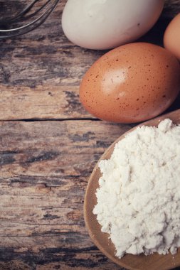 Yumurta ve buğday unu