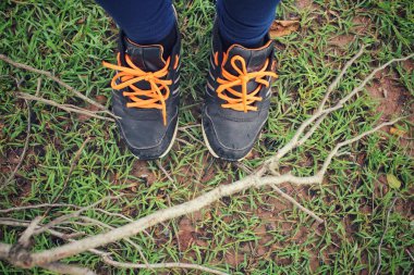 Selfie şubesi ile spor ayakkabı