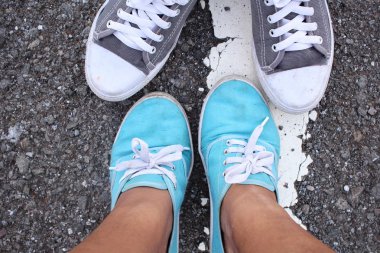 Erkek ve kadın çift spor ayakkabı Selfie