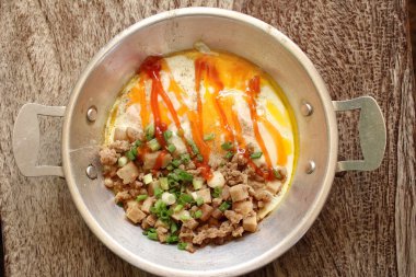 Pan kızarmış yumurta ile Kahvaltı