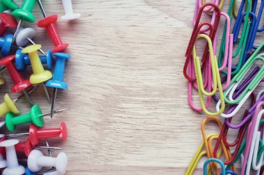 Dizi itme pimleri ve ataç