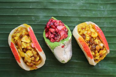 Muz Yaprak üzerinde Hint Tatlılar