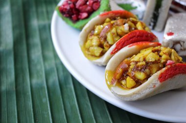 Muz Yaprak üzerinde Hint Tatlılar