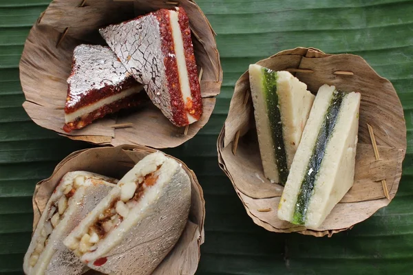 Indian sweets on banana leaf — Stock Photo, Image