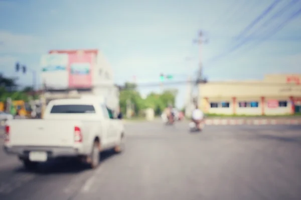 Auto auf Straße verwischt — Stockfoto