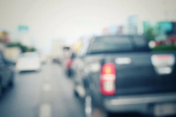 Borrosa de coche en la carretera — Foto de Stock