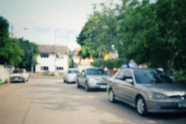 道路上の車のせいで — ストック写真