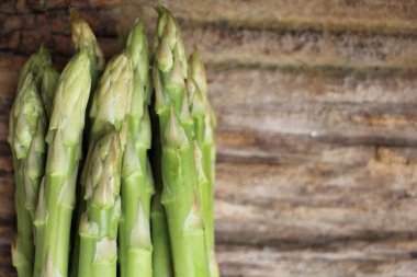 Bir avuç kuşkonmaz. 