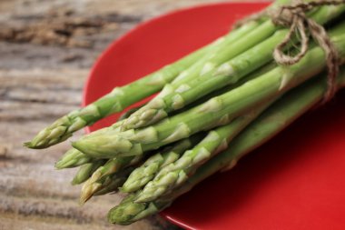 Bir avuç kuşkonmaz. 