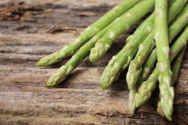 Bir avuç kuşkonmaz. 