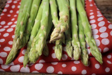 Bir avuç kuşkonmaz. 