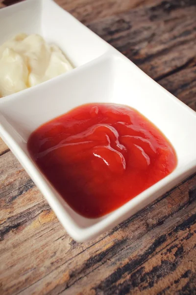 Ketchup con salsa de mayonesa — Foto de Stock