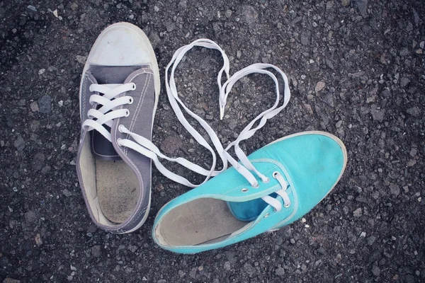 Sneakers couple with love heart — Stock Photo, Image