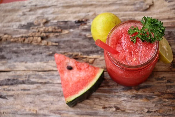 Vattenmelon smoothies — Stockfoto