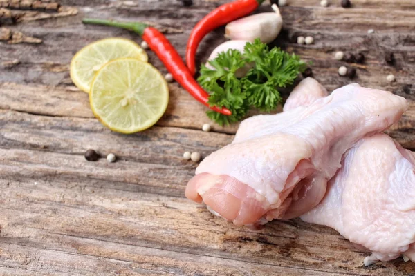 Raw chicken wings — Stock Photo, Image