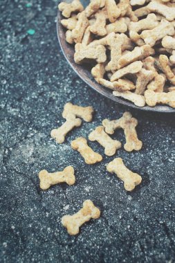 köpek ve kedi için Kuru gıda