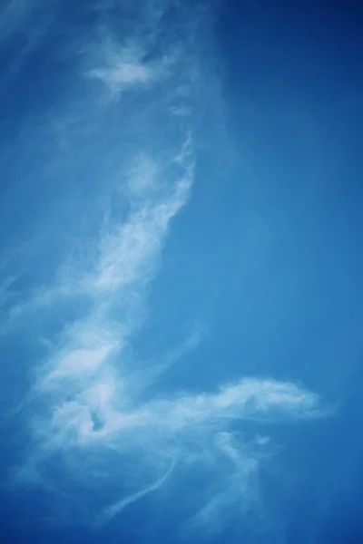 青い空の雲. — ストック写真