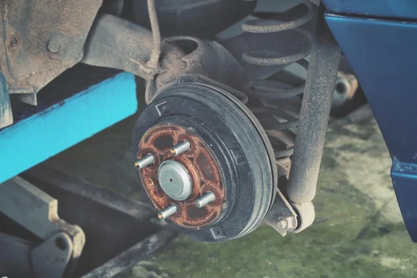 Wheel repair — Stock Photo, Image