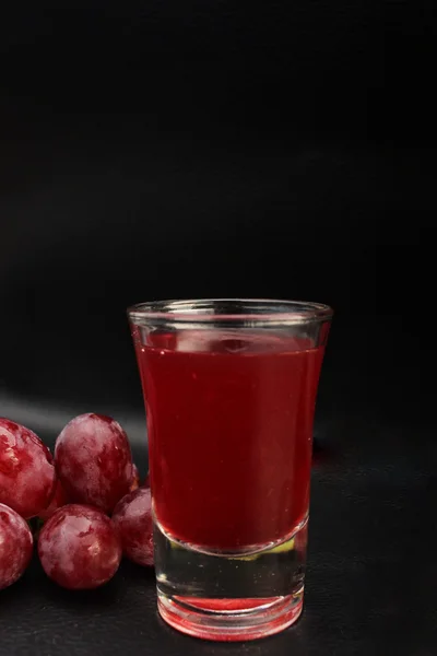 Uvas frescas y jugosas — Foto de Stock