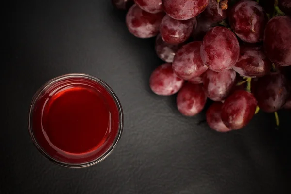 新鲜果汁葡萄 — 图库照片