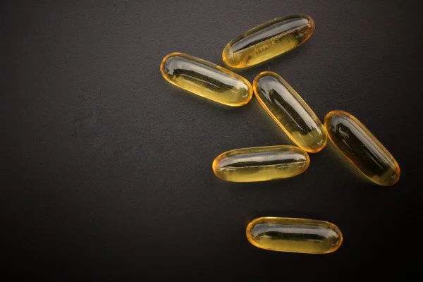 Cod liver oil capsules — Stock Photo, Image