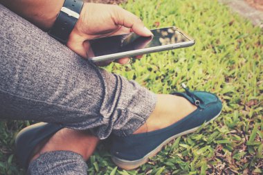 Selfie yandan ayakkabı ile akıllı telefon